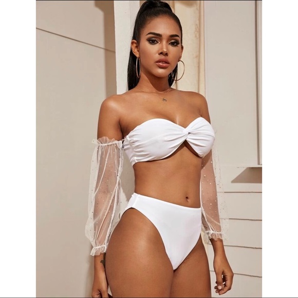 ❌SOLD❌ White Bikini - Picture 2 of 4